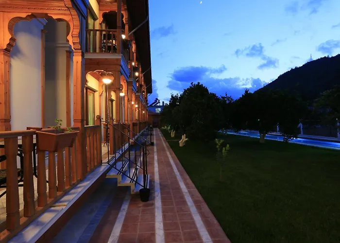 케르메 오토만 고코바 3* 아키아카